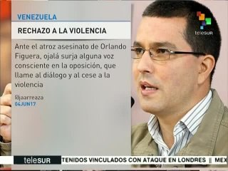 Políticos venezolanos condenan muerte del joven que fue quemado vivo