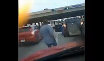 Lors d'un road rage un homme vol une voiture.