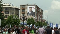 Kandidatit të Vetëvendosjes nga Prekazi i shqyhen posterët në Skenderaj