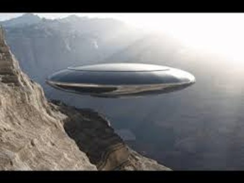 UFO CAUGHT ON CAMERA - Real UFO Sighting August 2016 - Aliens Caught On Tape - UFO Sighting 2016
