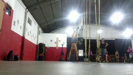 Hand Stand Walking CrossFit