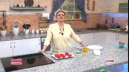 Pratik Lezzetler - Peynirli Sıcak Domates - 4 Haziran 2017