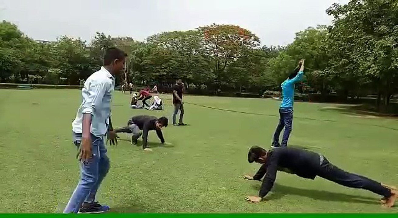 WATER PARK FAILS ★ The Best Funny Water Slide Fails 2017