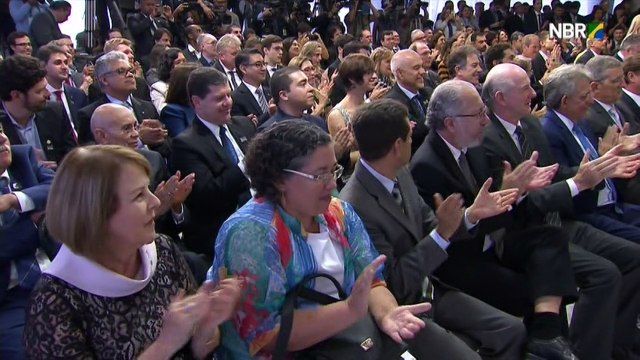 As 84 perguntas para Temer