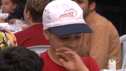 Kağıthane'de Sokak Iftarı Geleneği Bu Kez Çocuklarla Yaşatıldı