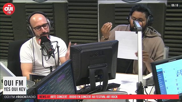 La radio OUI FM en direct vidéo /// La radio s'écoute aussi avec les yeux (3111)