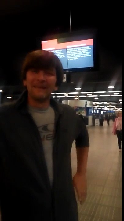 "Ik heb totaal geen begrip voor de staking van de spoorbonden", reiziger gestrand op Brussel-Zuid