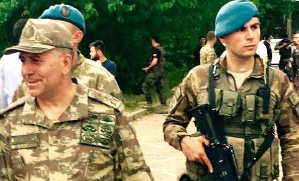 'Ben de gelecektim seninle babam, kıyamadın bana...'