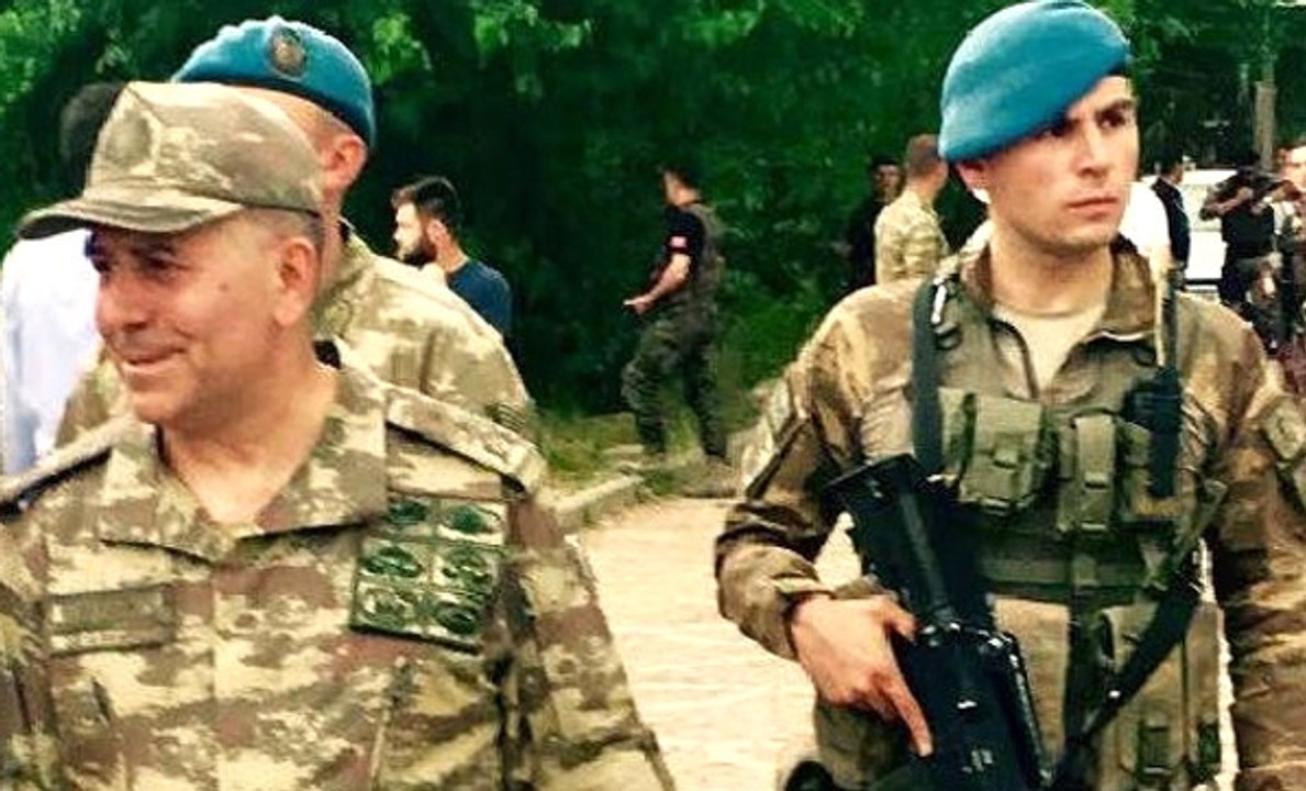 'Ben de gelecektim seninle babam, kıyamadın bana...'