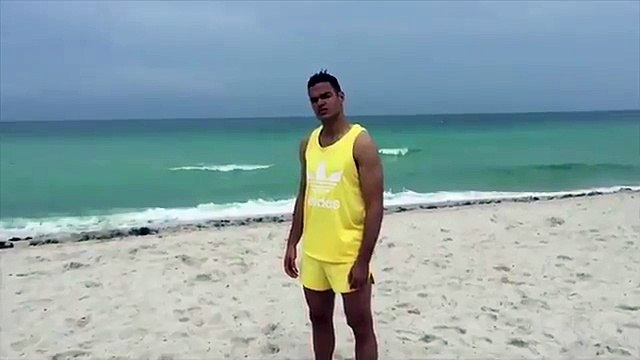 Hatem Ben Arfa poste une vidéo de sa préparation sur une plage