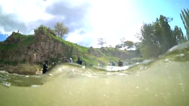 Muradiye Şelalesi Çöplerden Temizlendi