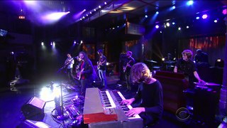 The War on Drugs - Holding On [Live on Stephen Colbert]