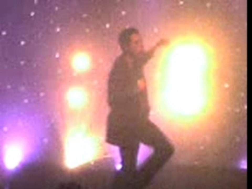 Aaron lili live