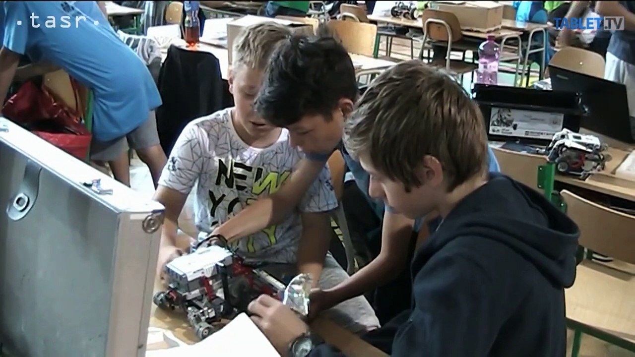 KOŠICE: Študenti základných a stredných škôl súťažili v robotike