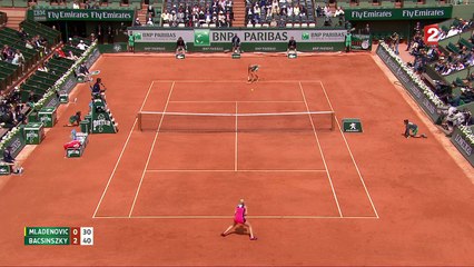 Roland-Garros 2017 : Kiki Mladenovic solide pour sauver une nouvelle balle de break (0-2)