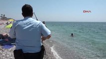 Antalya Denizden 3 Saat Çıkmayan Rus Turist Korkuttu