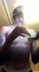 USA : Un dealer exhibe ses liasses d'argent en direct sur Facebook... Les forces du SWAT débarquent chez lui ! - VIDÉO