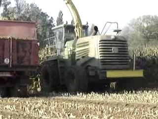 Ensilage 07 jd plein les bottes