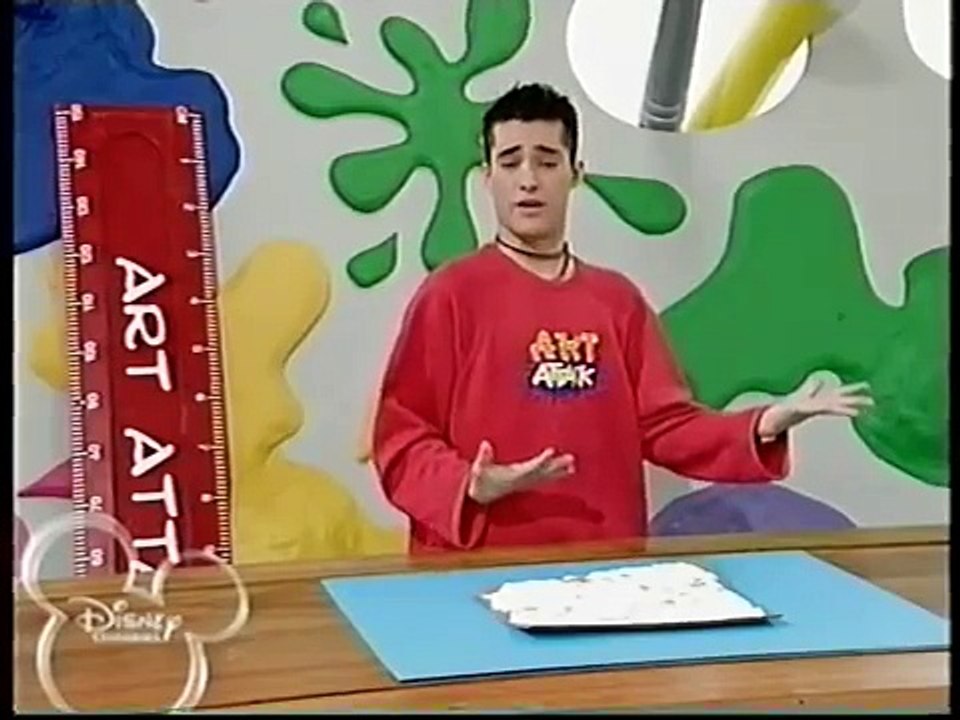 Attaque bébé petit margarine art et de lart qui imite métiers dart Art Attack