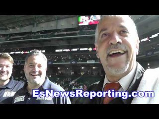 ryan martin and his coach after fight - EsNews boxing