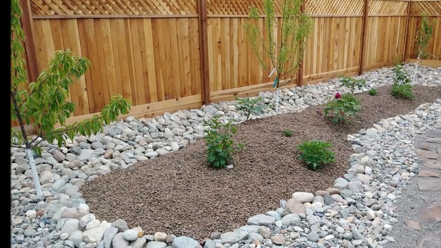 Valley Flores Yard & Maintenance - (775) 221-0855