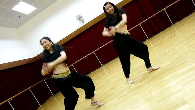 Aga Bhai - Aiyyaa - Rani Mukerji, Prithviraj Sukumaran - by Master Santosh's Students @ Hong Kong