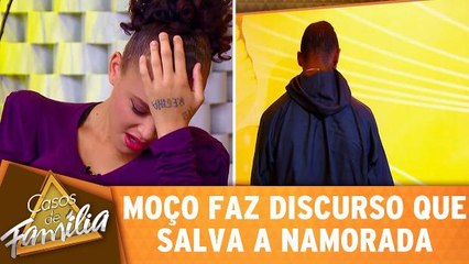 Moço faz discurso que salva a vida da namorada