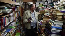 Colombian dustman forms library from discarded books