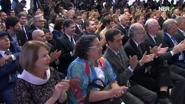 Diputados de la oposición piden que Temer sea destituido