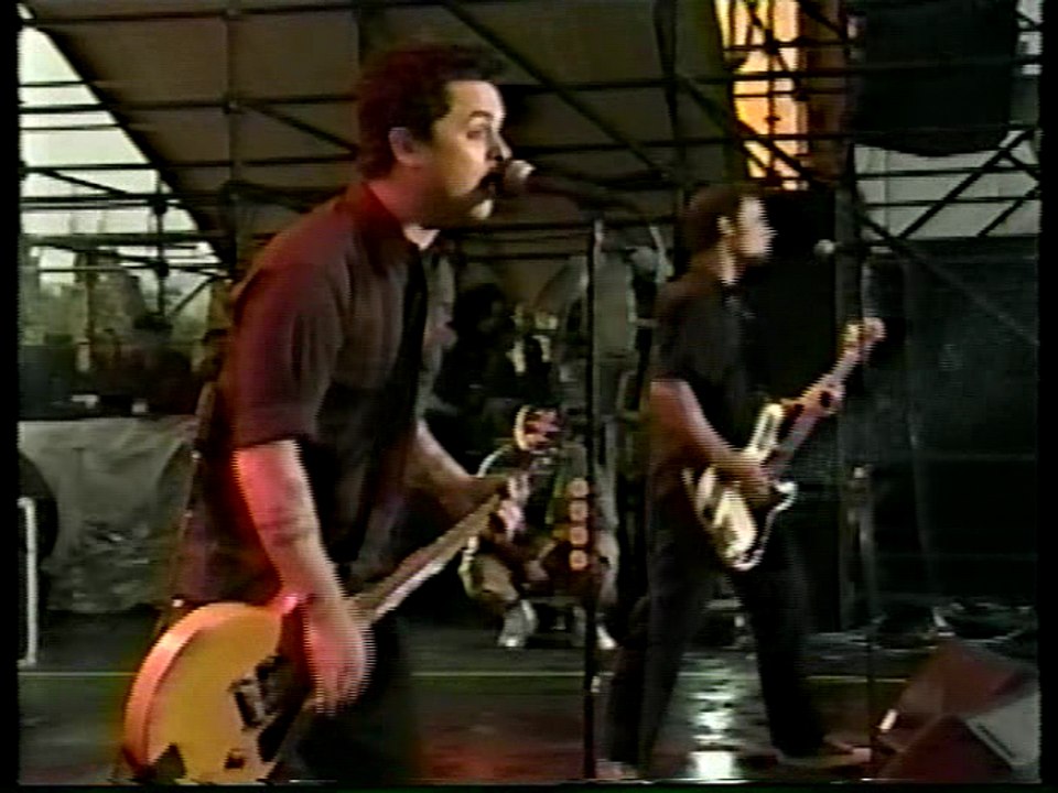 Auburn Valley 6 Drive-In (Live Without Warning): Green Day - Minority/Church On Sunday
