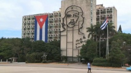 Cuba sale de números rojos y reafirma papel del sector privado en su economía