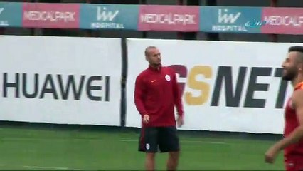 Galatasaray’da Sneijder İle Yollar Ayrıldı