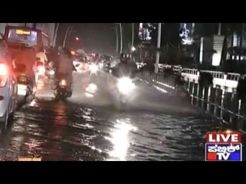 News Cafe | Top Stories | Nov 3rd, 2015