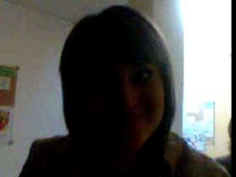 Tête de Mongole..ac mes poufs <3