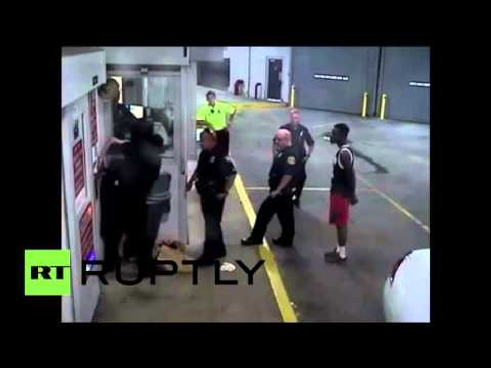 Florida cop arrested, fired for repeatedly hitting handcuffed woman