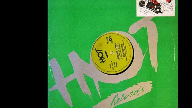 Benvenuto - Techno Town (Welcome Version) (B1)