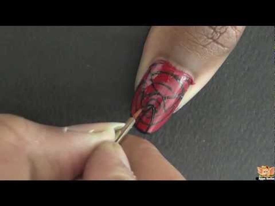 Nail Art - Spiderman Face