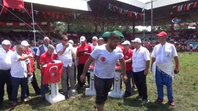 Tarihi Kırkpınar Yağlı Güreşleri'nde Başpehlivanlık İlk Tur Kura Çekimi Yapıldı