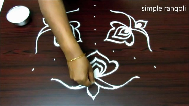 Flower Muggulu with 7X4 dots-simple flower kolam-easy rangoli flower designs