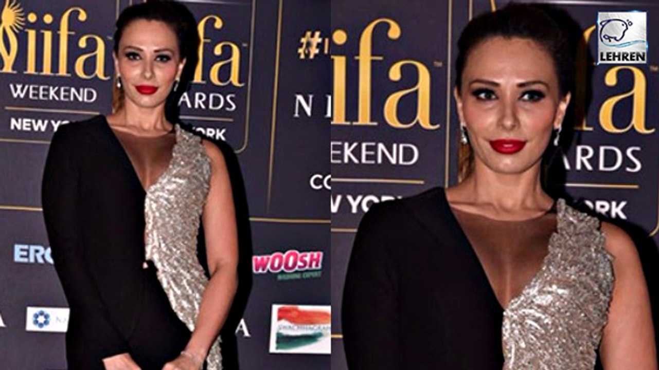 Iulia Vantur's Fashion Blunder At IIFA 2017 Gre...