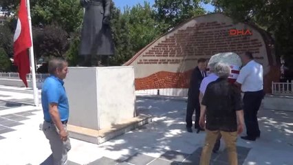 Çanakkale CHP'den 15 Temmuz Şehitleri Için Çelenk