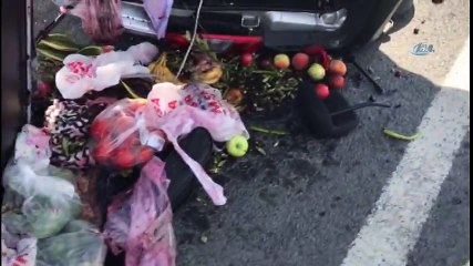 Otomobil Bariyerlere Saplandı 3 Ölü, 3 Yaralı