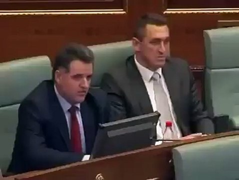 Thaçi ia mbyll gojën Albin Kurtit, Nuk do ta besoni çka i zbulon