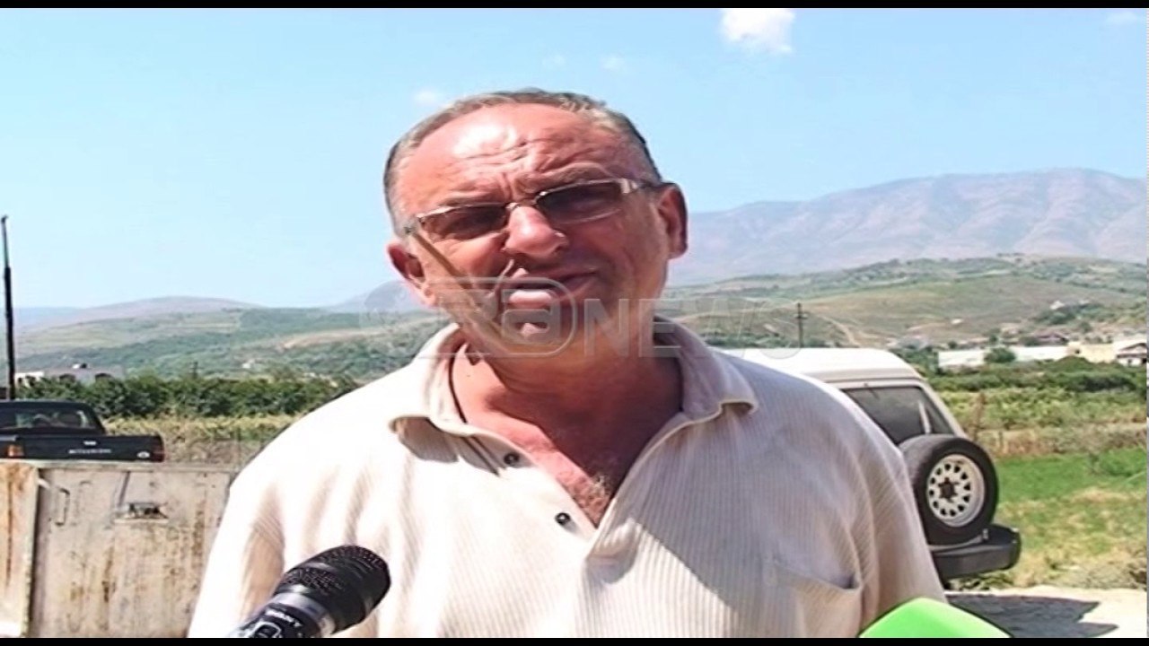 Ora News - Berat, kurora e gjelbër e qytetit në flakë prej 3 ditësh