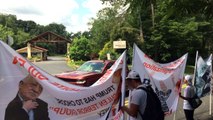 Terör Örgütü Elebaşı Gülen'in Evi Önünde Protesto