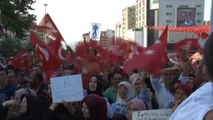 Bursalılar 15 Temmuz'da Meydanlara Akın Etti