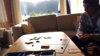 S1E2: Tuesday 29.09.15 - 13.17 Insta video