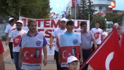 Yozgat'ta Demokrasi Nöbeti Mehter Eşliğinde Yürüyüşle Başladı