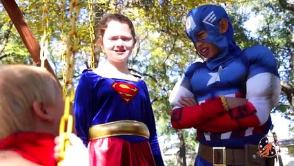 América y Ordenanza Capitán poco parte hombre araña superhéroes con 7 con 1 s