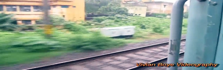 MGS WAP-4 22062 skips Raniganj with ASR - KOAA Superfast Express